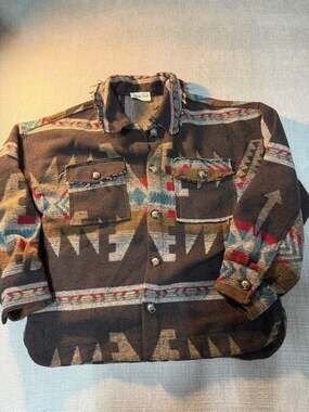 new in Women's Aztec Print Western Shacket Jacket
